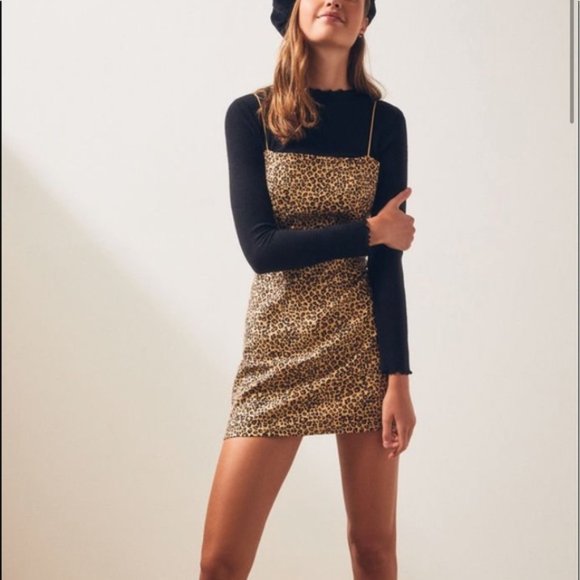 PacSun Dresses & Skirts - Kendall & Kylie Pacsun Linen Blend Leopard Bodycon